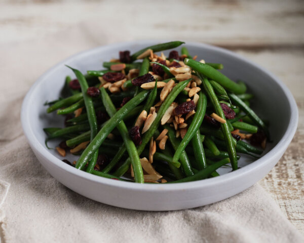 Traditional Holiday Sides Recipes: Green Beans with Almonds and Cranberries from Metropolitan Market